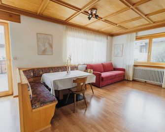 Appartements Elke - Lagundo - Dining room