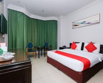 Super OYO 1236 Hotel Green Park - Temerloh - Habitación