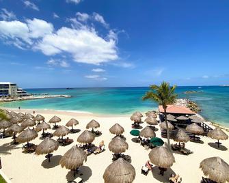 Simpson Bay Resort Marina & Spa - סימפסון ביי - חוף