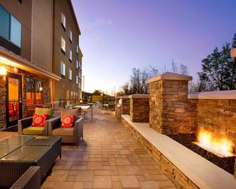 Towneplace Suites Bridgeport Clarksburg - Bridgeport - Patio