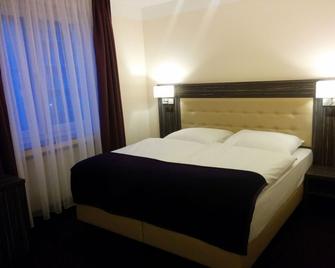 Hotel Famosa - Düsseldorf