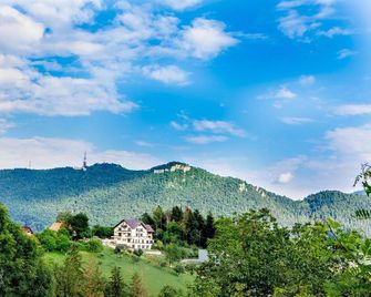 Pensiunea Toscana - Braşov - Näkymät ulkona