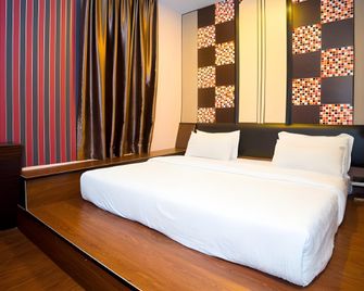 Hotel Holmes Johor Jaya - Johor Bahru - Phòng ngủ