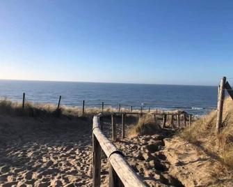 Have a nice stay! - Blue Beach House 350 meters from sea - Noordwijk - Beach
