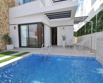 Orihuela Costa new modern villa 2 bdrms, 2bath, private pool, air conditioned - Orihuela - Pool