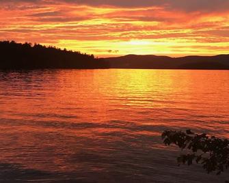 Lake Front Cabin On Golden Pond (Squam Lake) - Center Harbor