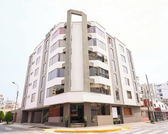 Hotel Park Suites - לימה - בניין