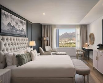Protea Hotel by Marriott Stellenbosch and Conference Centre - Stellenbosch - Soverom