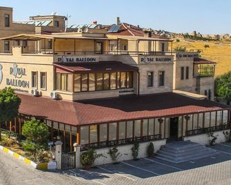 Royal Stone Houses - Goreme - גורמה - בניין