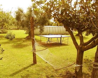 House Vacation Rome with garden dipped in the green of the countries of the Roman Castles - Cori - Patio