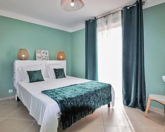 Stunning Home In Saint-Thomé With Wifi - Saint-Thomé - Habitación