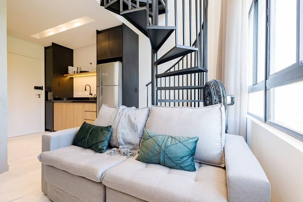 تايك أوربان - جونزاجا ستايز - كوريتيبا - غرفة معيشة