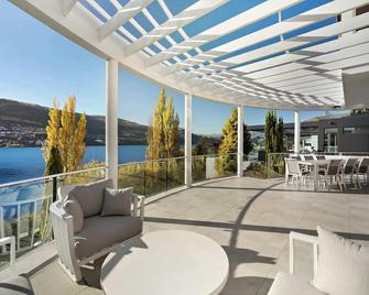 Kelvin Heights Retreat Lake Views Bbq Fireplace - Queenstown - Balcony