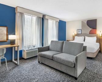 Spark by Hilton Roanoke Airport - Роанок - Спальня