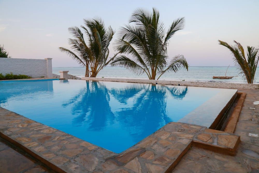 Zanzibar Bahari Villas