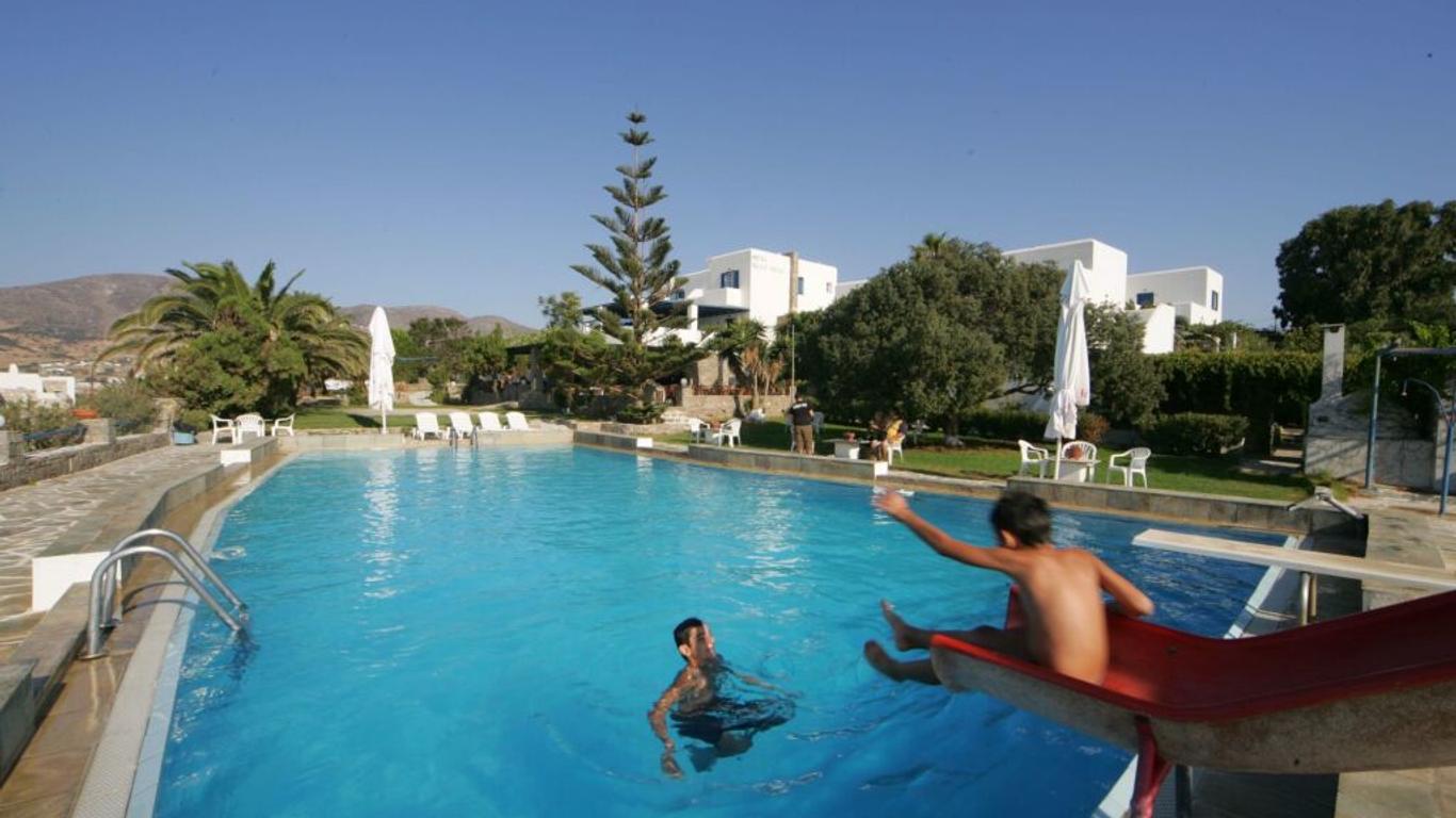 Silver Rocks Hotel