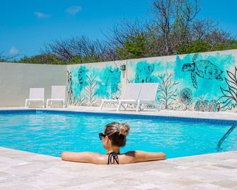 Dream of the Green Flamingo - Sint Willibrordus - Piscina