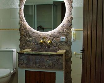 Monte Alecrim - Alandroal - Bathroom