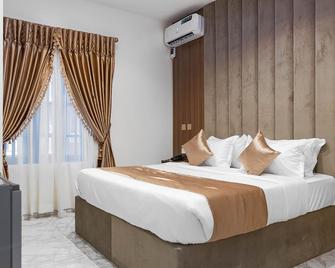 God's Touch Apartments Remi Fani Kayode Gra. Ikeja - Ikeja - Habitación