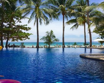 Noble House Beach Resort - Ko Lanta - Uima-allas