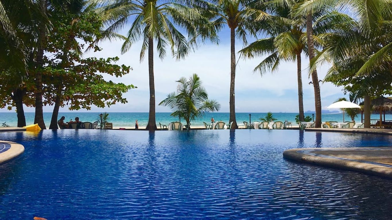 Noble House Beach Resort