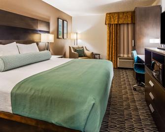 Clarion Pointe near Medical Center - San Antonio - Bedroom