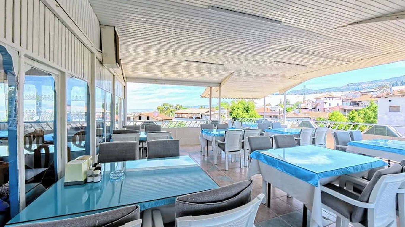 كيرفانساراي هوتل آند بينشن