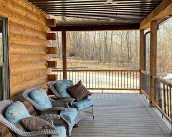 Custom Log Cabin in French Lick - French Lick