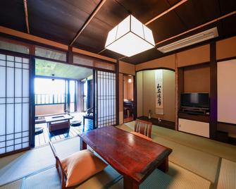 Izu Kogen Onsen Oyado Uchiyama - Ito - Comedor