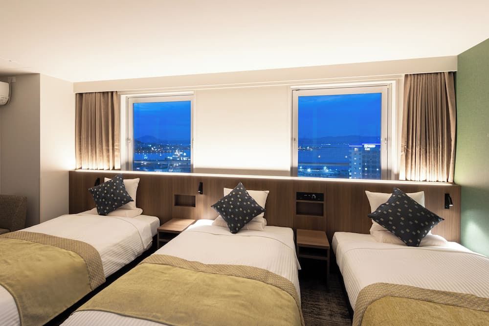 Hotel Mystays Hakodate Station - Hakodate - Bedroom