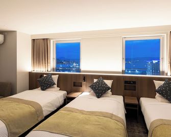 Hotel Mystays Hakodate Station - Hakodate - Bedroom