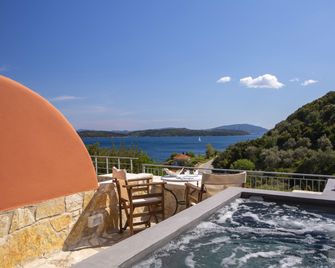 Red Tower Hotel Lefkada - Lefkáda - Balkong