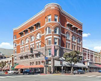 The Keating Hotel - San Diego - Building