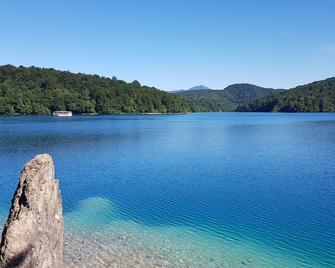 Plitvice Lakes Villa Prica - Plitvicka Jezera - Playa