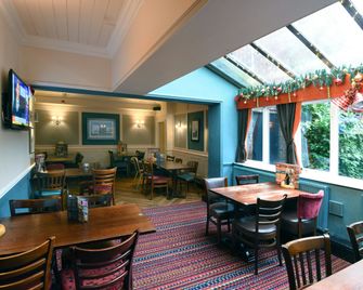 Royal Oak by Greene King inns - Birkenhead - Restaurant