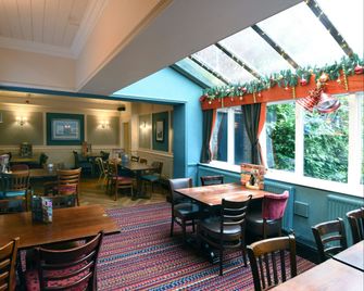 Royal Oak by Greene King inns - Birkenhead - Restaurant