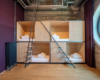Silo Design & Boutique Hostel Basel - Basel - Bedroom
