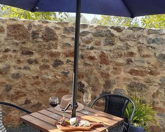 The Capannone, a one BR country cottage. Perfect getaway. - Daylesford - Patio