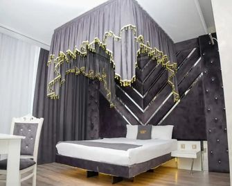 Titanik Hotel - Bakú