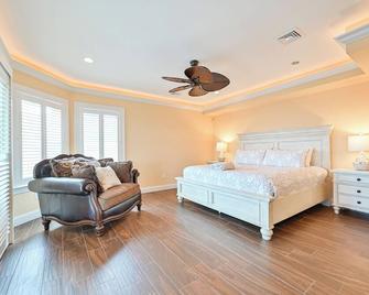 Luxury Beach Front Estate With Pool & Hot Tub Sleeps 16 - Atlantic City - Chambre