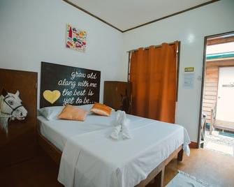 D' Backpackers' Barn - Hostel - Panglao - Habitación
