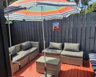 Red Beach Garden Cottage - Silverdale - Balcón