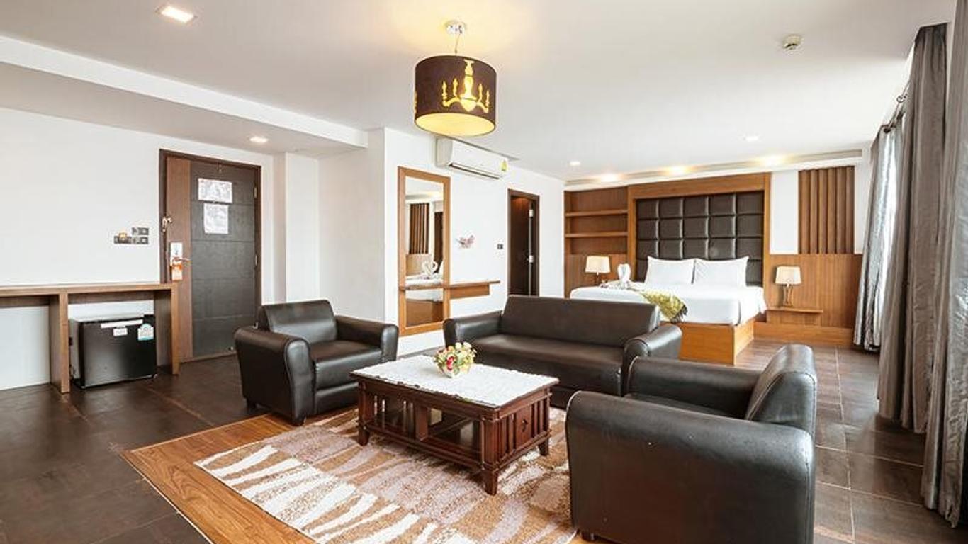 B2 Bangkok Srinakharin Boutique & Budget Hotel