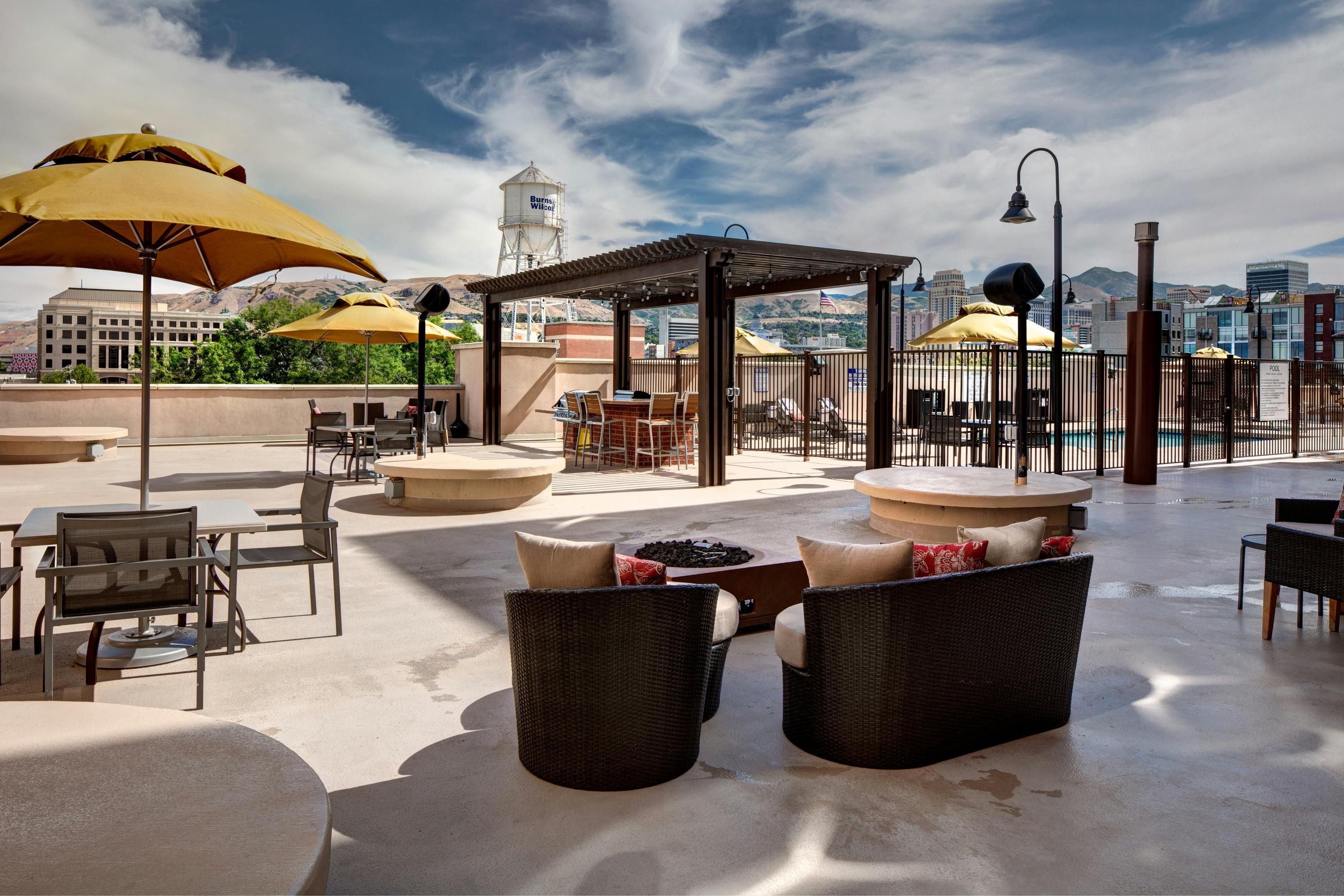 Homewood Suites by Hilton Salt Lake City-Downtown - Salt Lake City - Patio