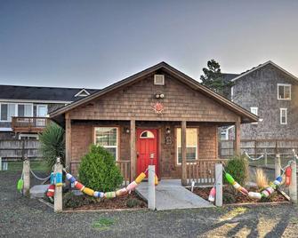 Coastal Retreat in Long Beach Walk to Attractions - Long Beach - Building