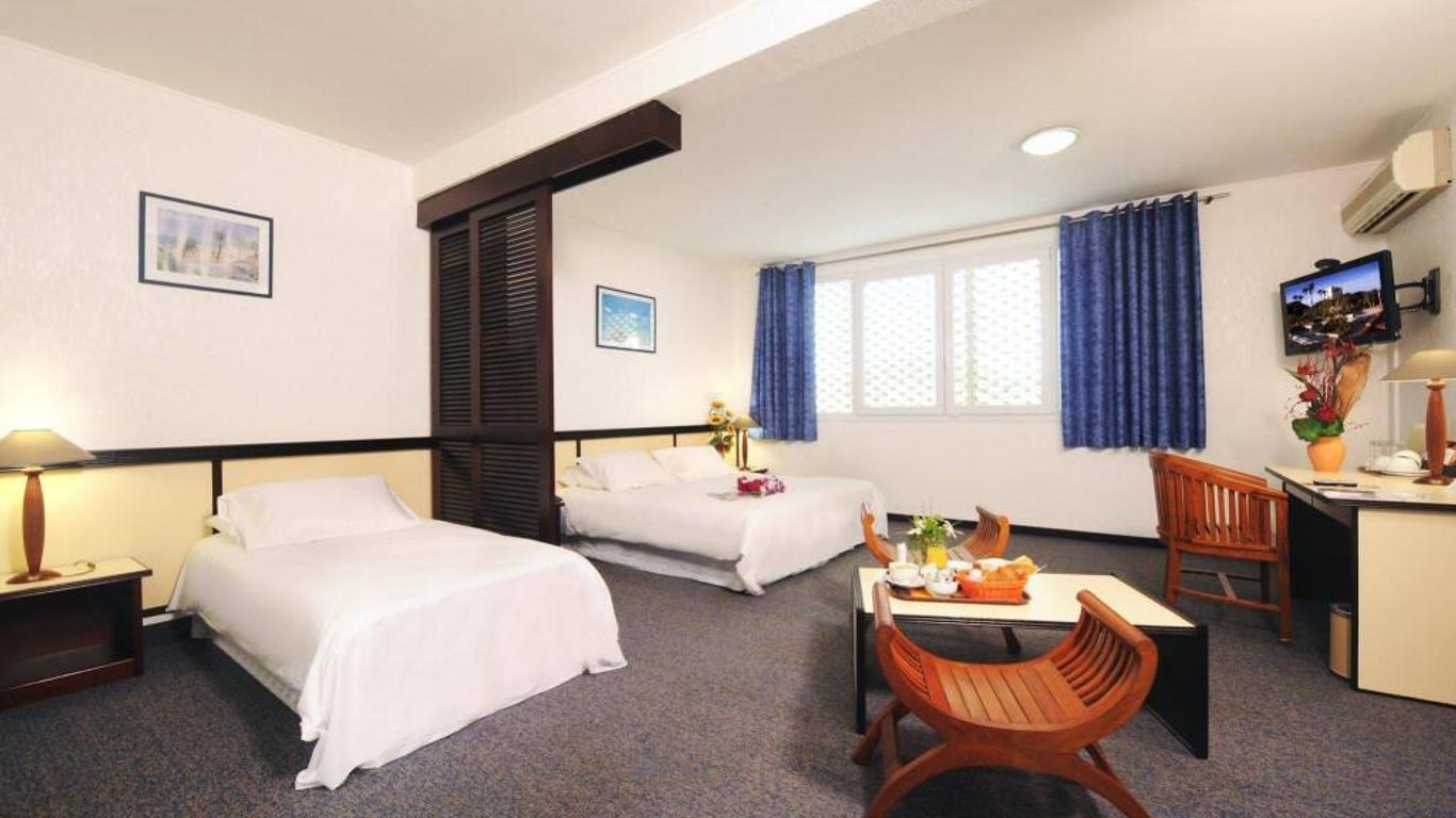Hotel Le Paris