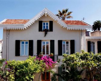 Hotel Chalet De L'isere - Cannes - Edificio