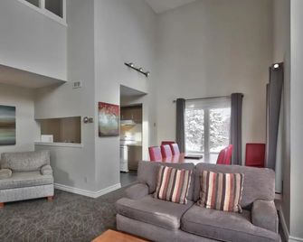 Mountain Walk - Blue Mountain Resort - The Blue Mountains - Living room