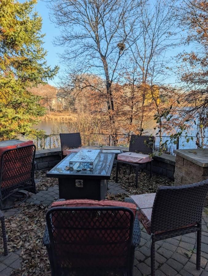 Private Lake Suite Basement Apt- Cabin Feel - Near Twin Cities - Dog-Friendly