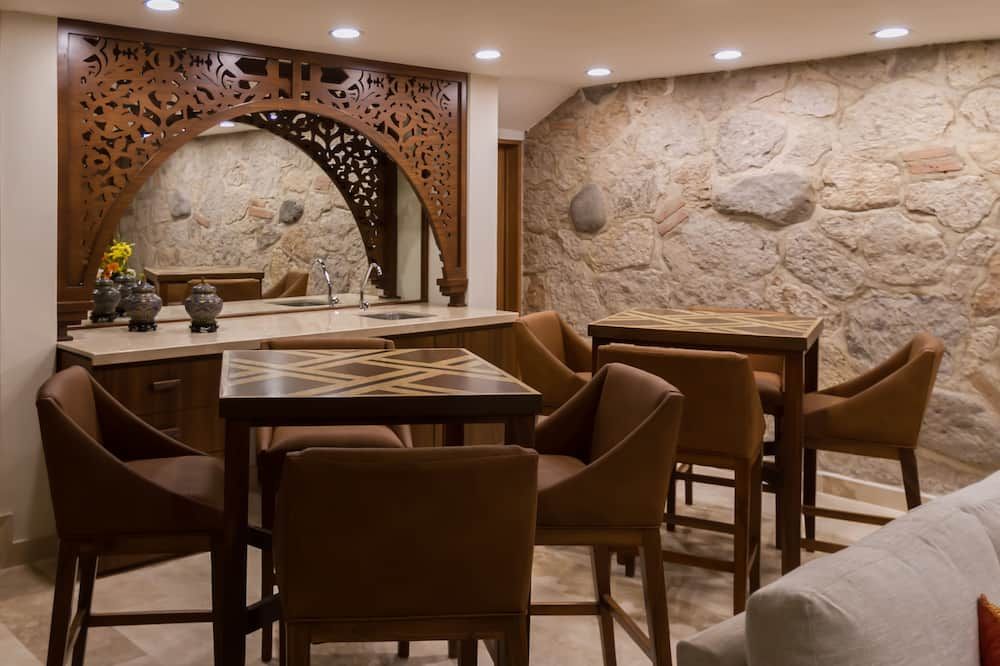 Hotel Lindo Ajijic Bed & Breakfast - Ajijic